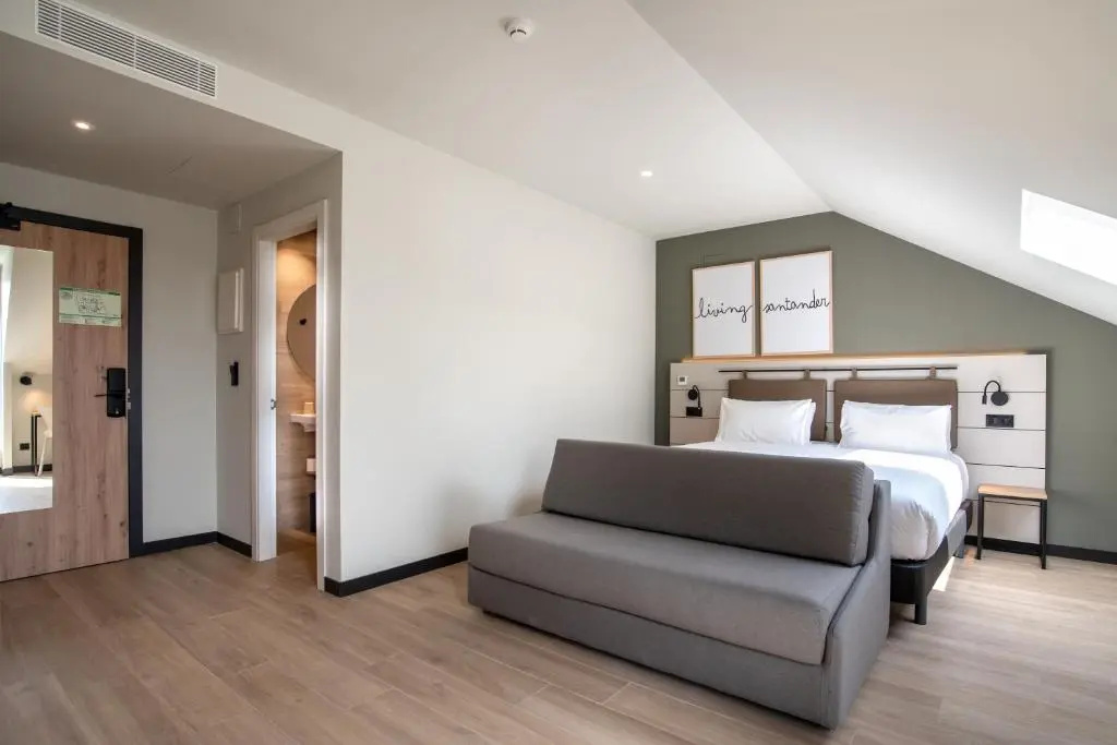 Standard Family room