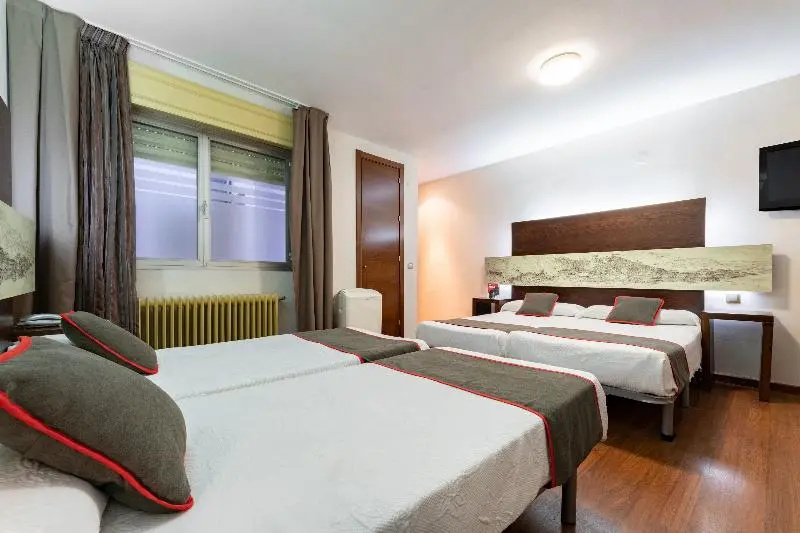 OYO Hotel Francabel - Chambres
