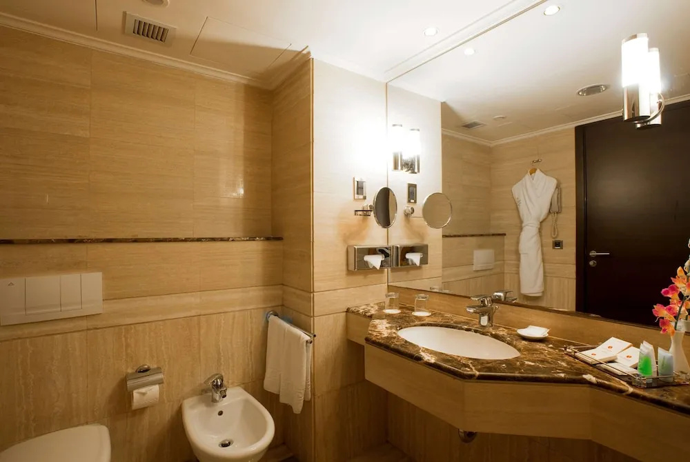 Ramada Plaza by Wyndham Beirut Raouche - Chambres