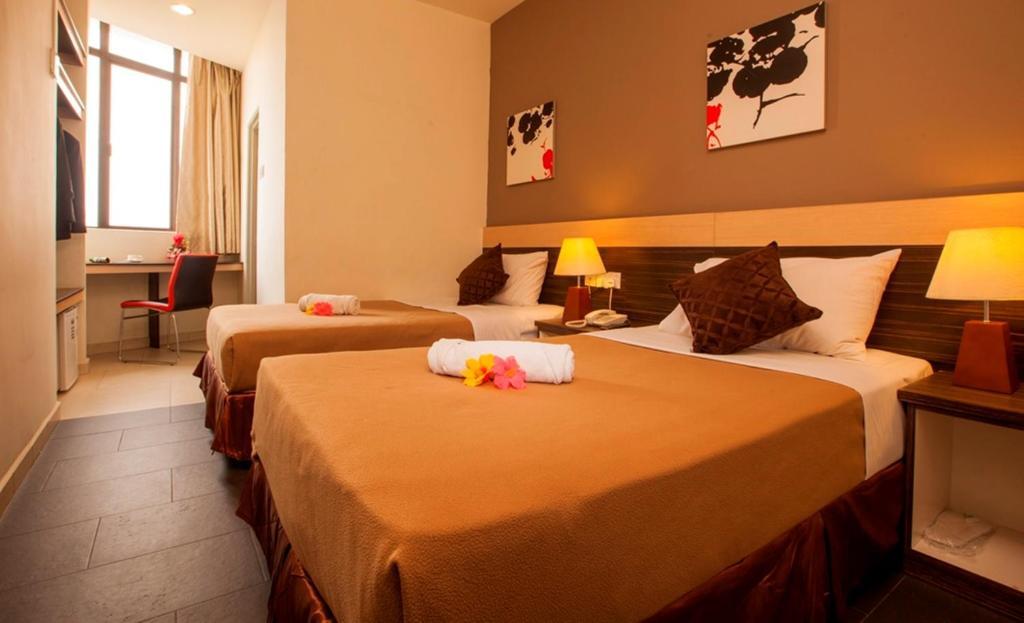 Leo Express Hotel