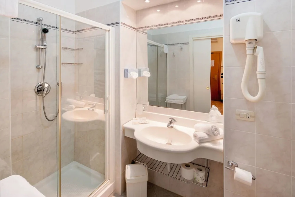 Comfort Double room with balcony (full double bed)