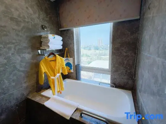 Days Hotel & Suites Dianya Chongqing - Chambres