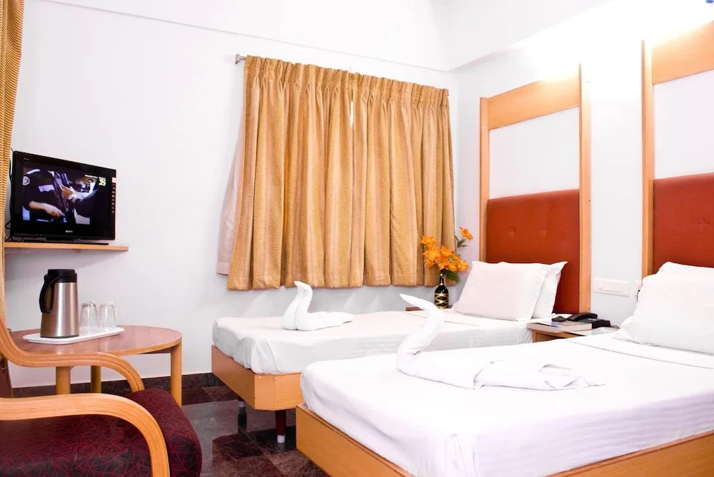 Hotel Rajadhane - Chambres