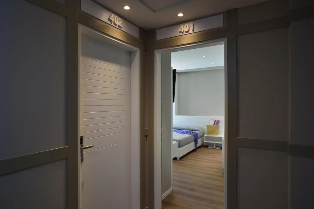 Superior Double room (full double bed)