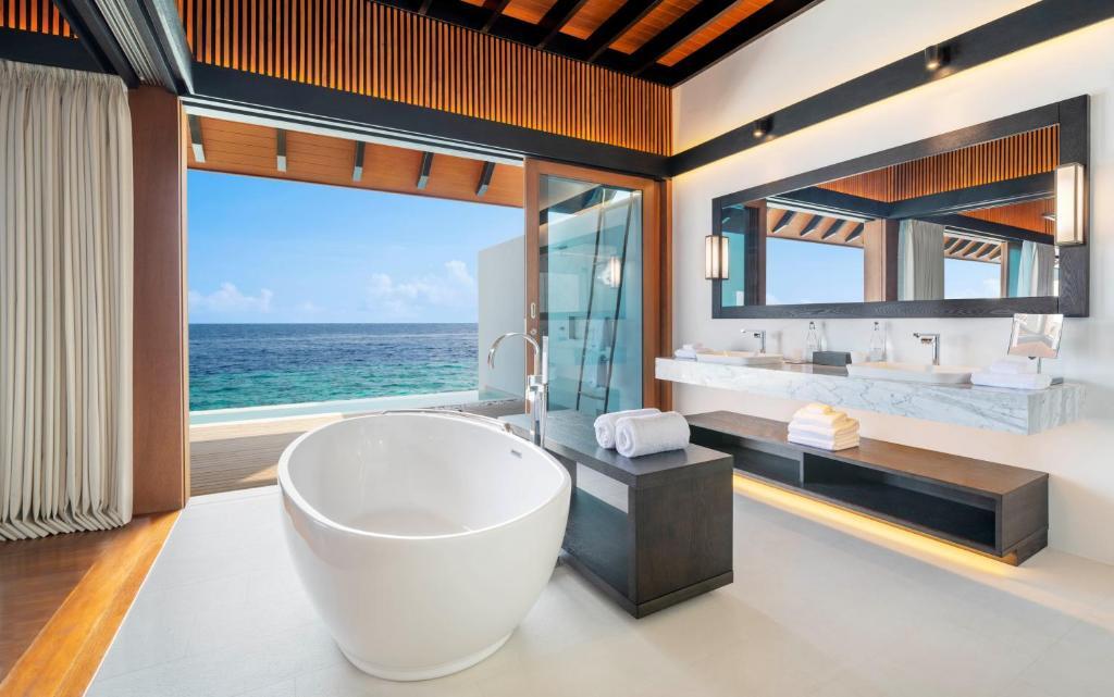 The Westin Maldives Miriandhoo Resort