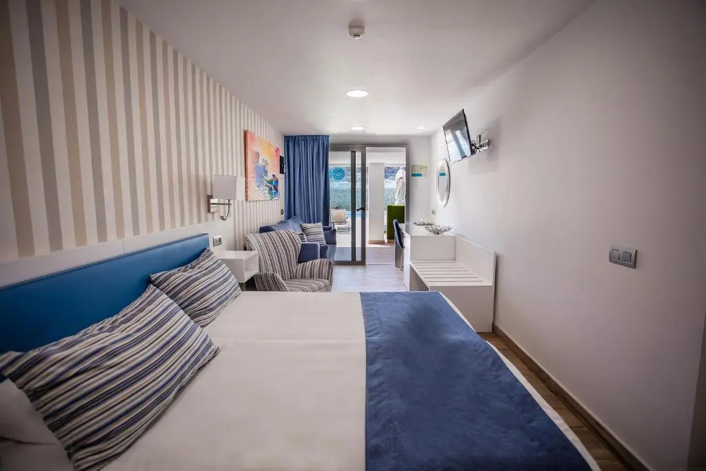 Superior room