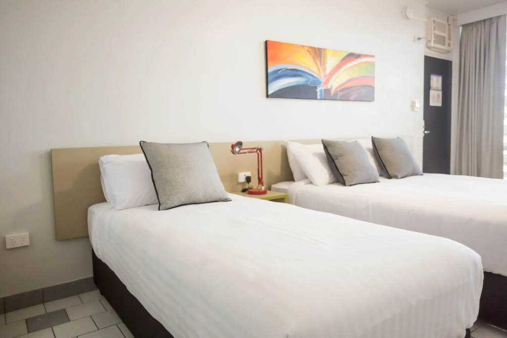 Double Studio (full double bed)