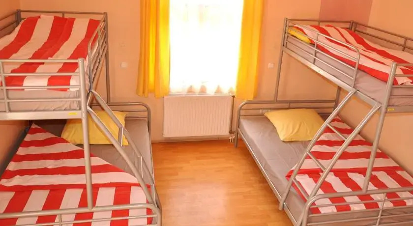 Miksz Hostel - фото 7