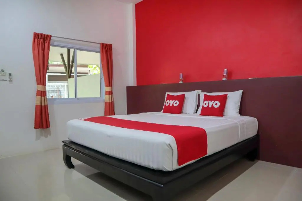 Deluxe Double room (full double bed)