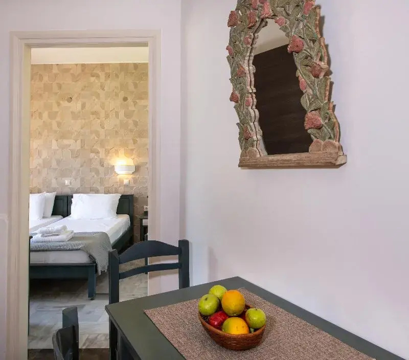 2 Bedrooms Apartment