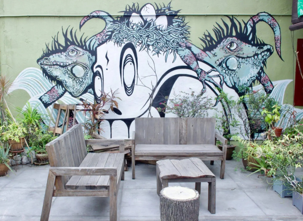 Birdnest Collective Cafe & Guesthouse