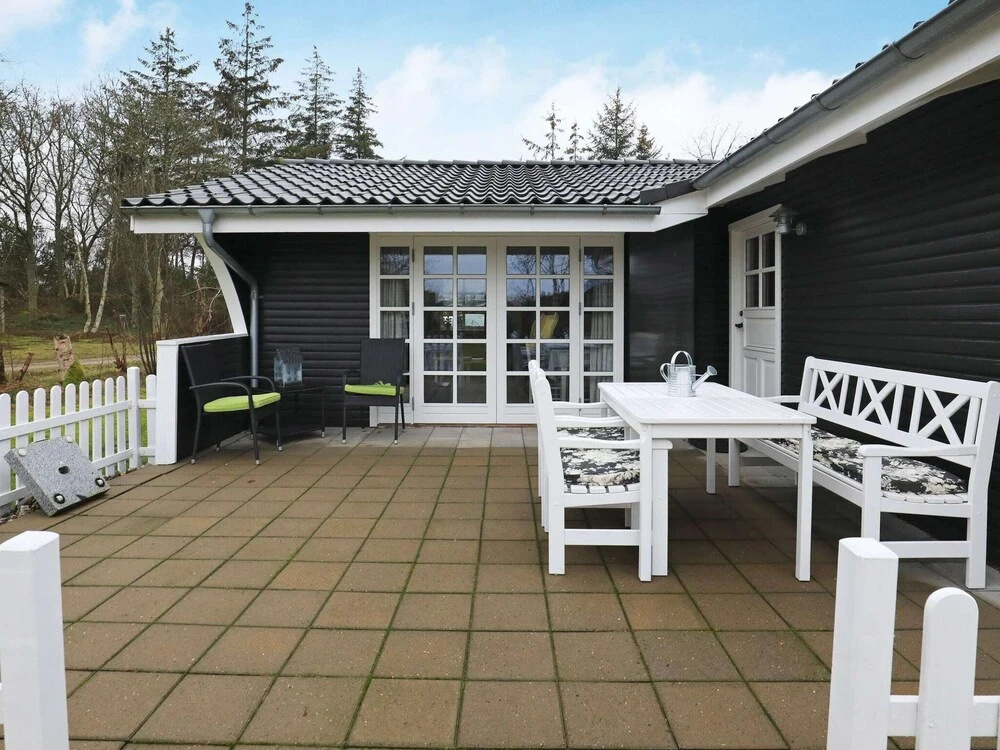 6 Person Holiday Home in Hals