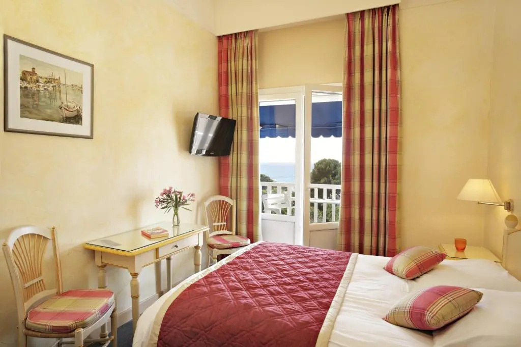 Grand Hotel Des Lecques, BW Signature Collection - Chambres