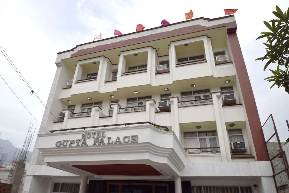 13326 Gupta Palace