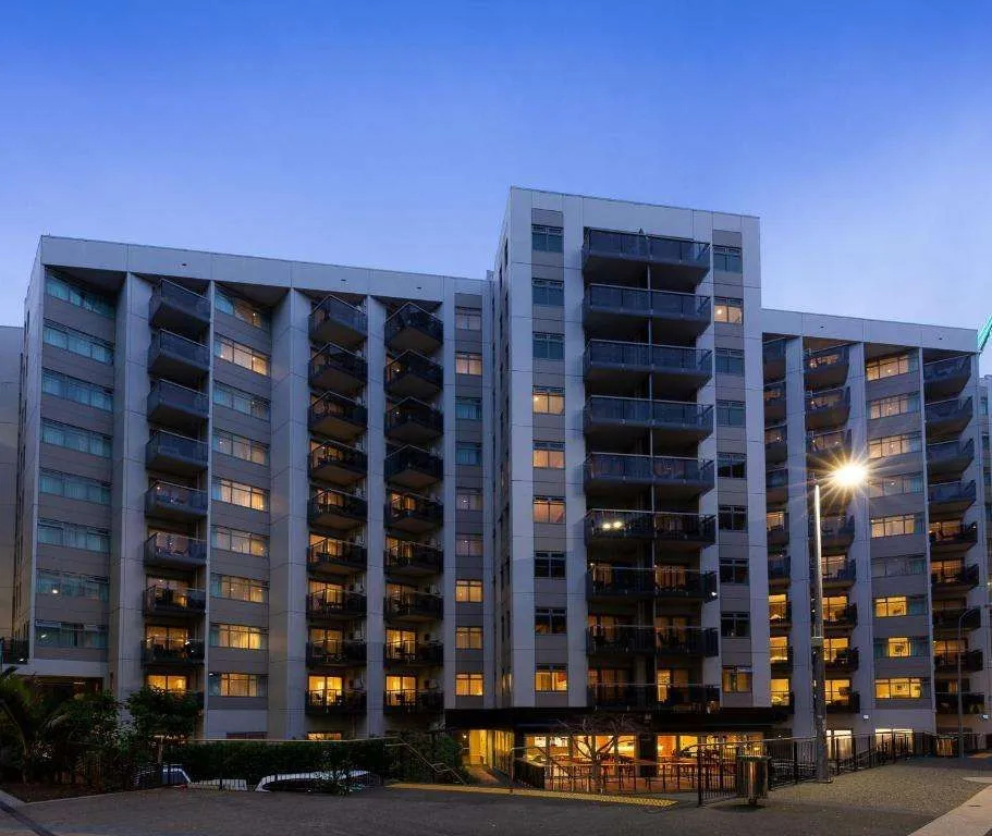 Nesuto Stadium Hotel And Apartments