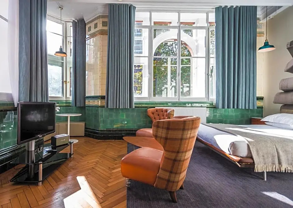 Luxury room