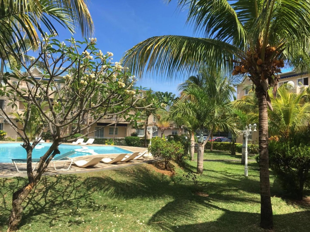 2 bedrooms appartement at Flic en Flac 500 m away from the beach with shared pool enclosed garden and wifi