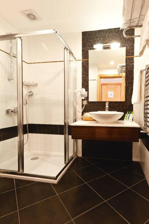 Standard Double room (twin beds)
