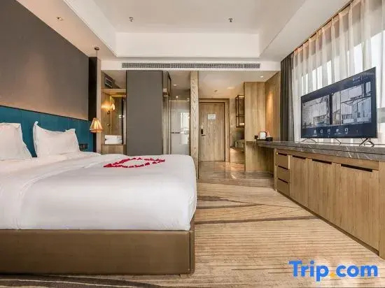 Executive Double room (full double bed)