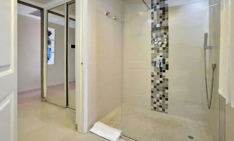 Standard room with balcony