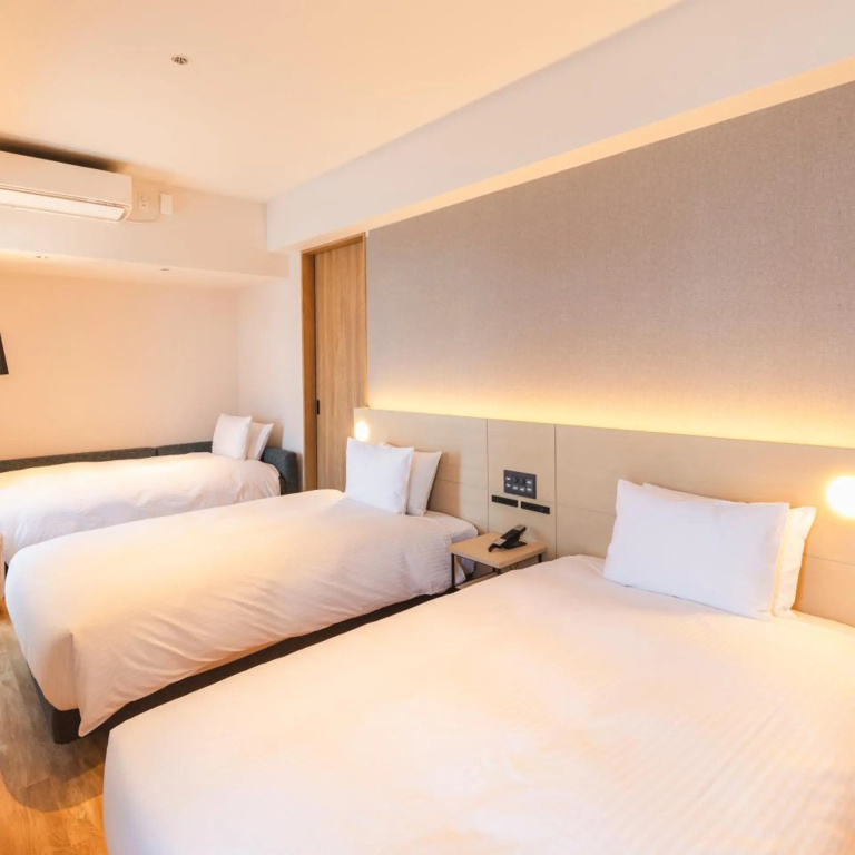 Отель Sotetsu Hotels The Splaisir Yokohama в Йокогаме