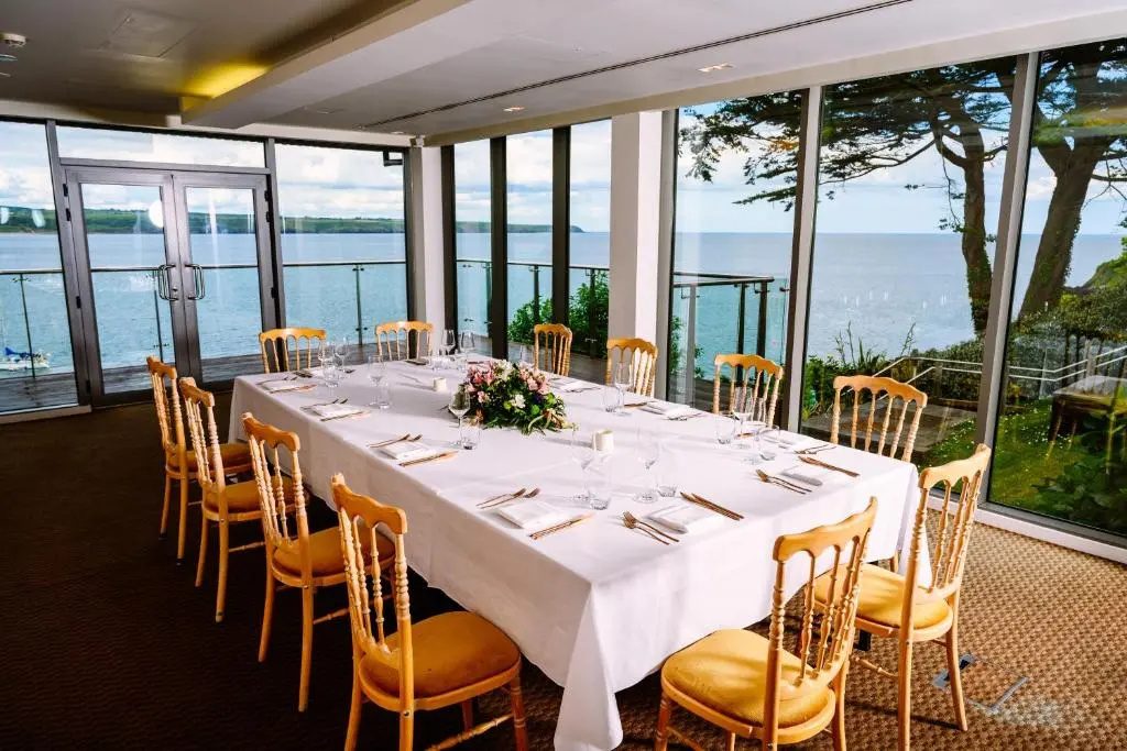 Cliff House Hotel - фото 10