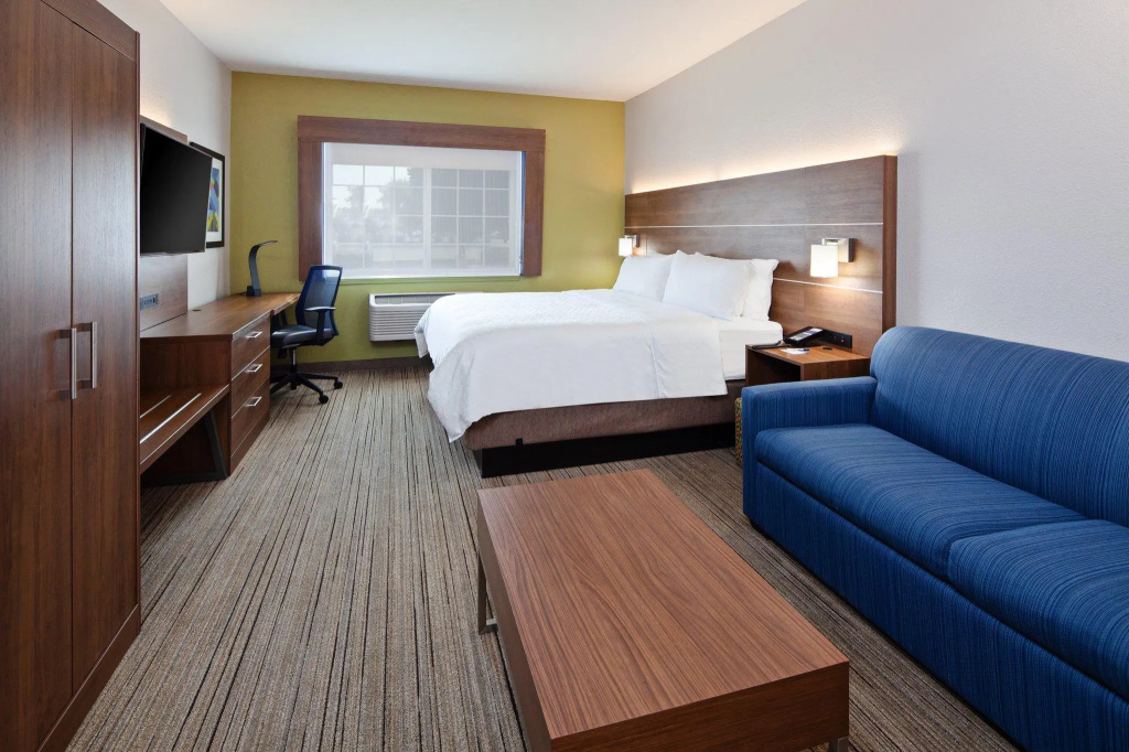Double Suite (full double bed)