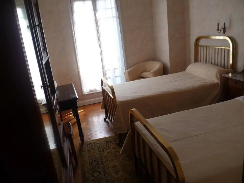 Comfort room