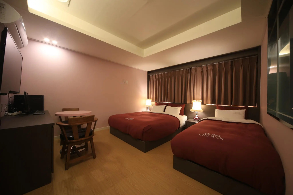 Deluxe Double room (twin beds)