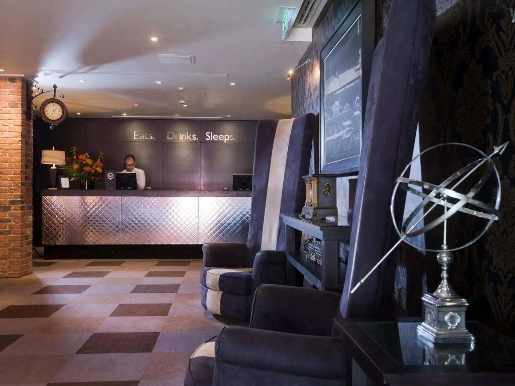 Malmaison Reading