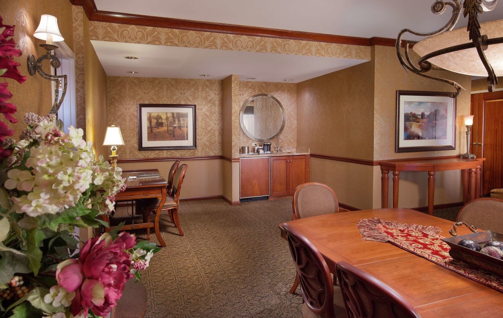 DoubleTree by Hilton Lisle Naperville - Général