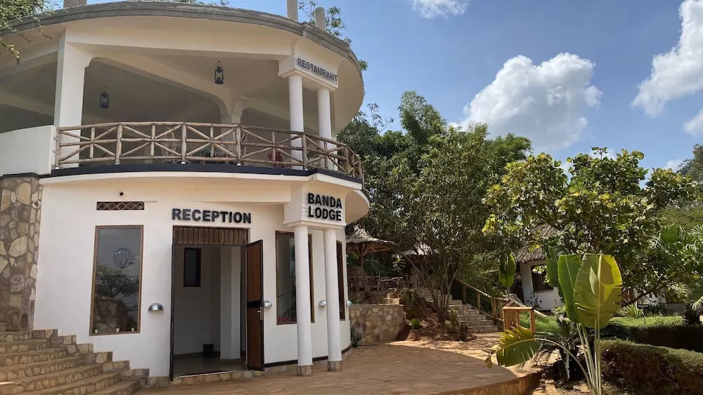 Banda Lodge
