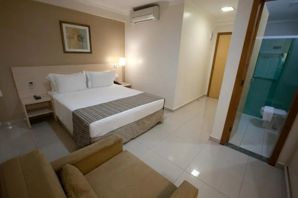 Premier room