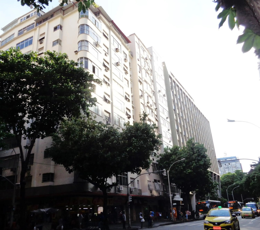 Lindo e Barato, Av Copacabana 479/301