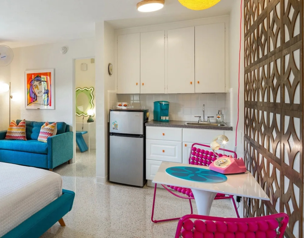 1 Bedroom Double Suite (full double bed)
