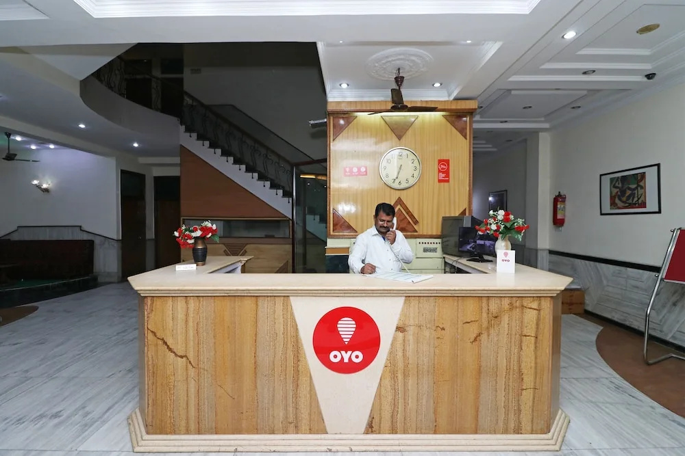 OYO 12419 Hotel Silver Shine - Général