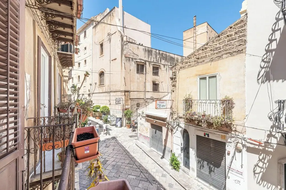 Giudici Three Bedrooms Apartment by Wonderful Italy