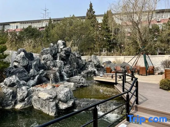 Cloud Freely Hotel (Beijing Qinghe High-Speed Railway Station Xiaomi Science Park)