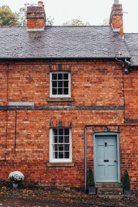 Chapel Place, Charming, Cosy, Country, Cottage.