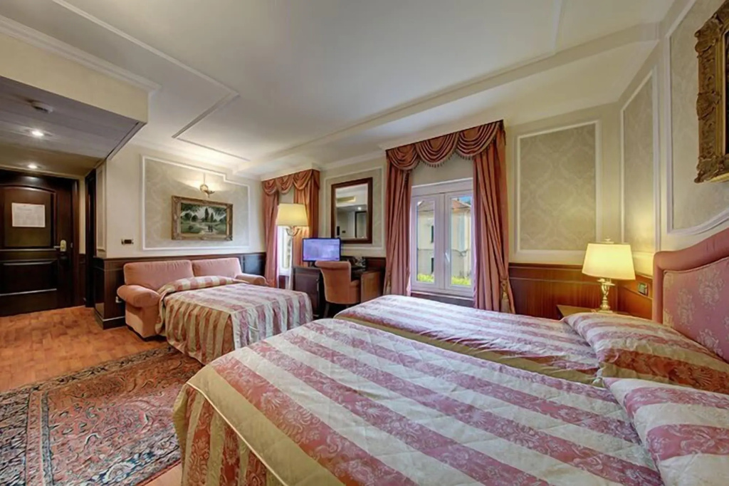 Hotel Simplon — 5