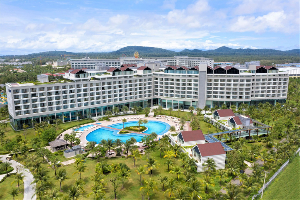 Курортный отель Radisson Blu Resort Phu Quoc — фото