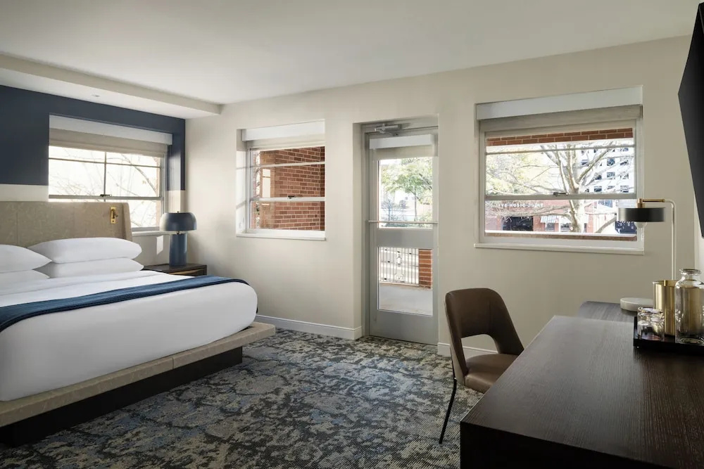 Premium room