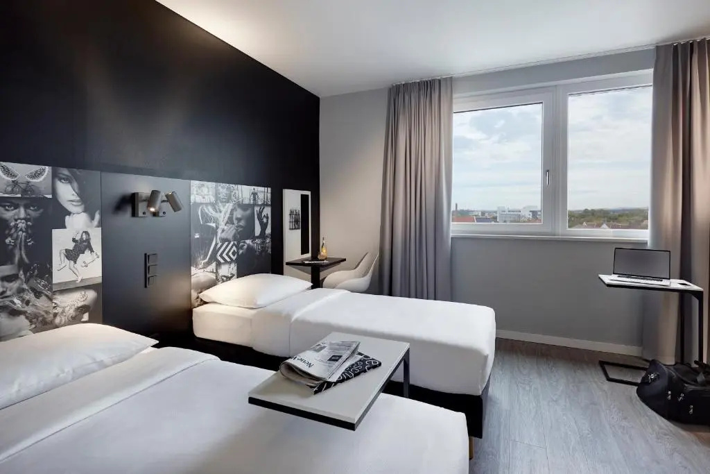 Standard Double room (twin beds)