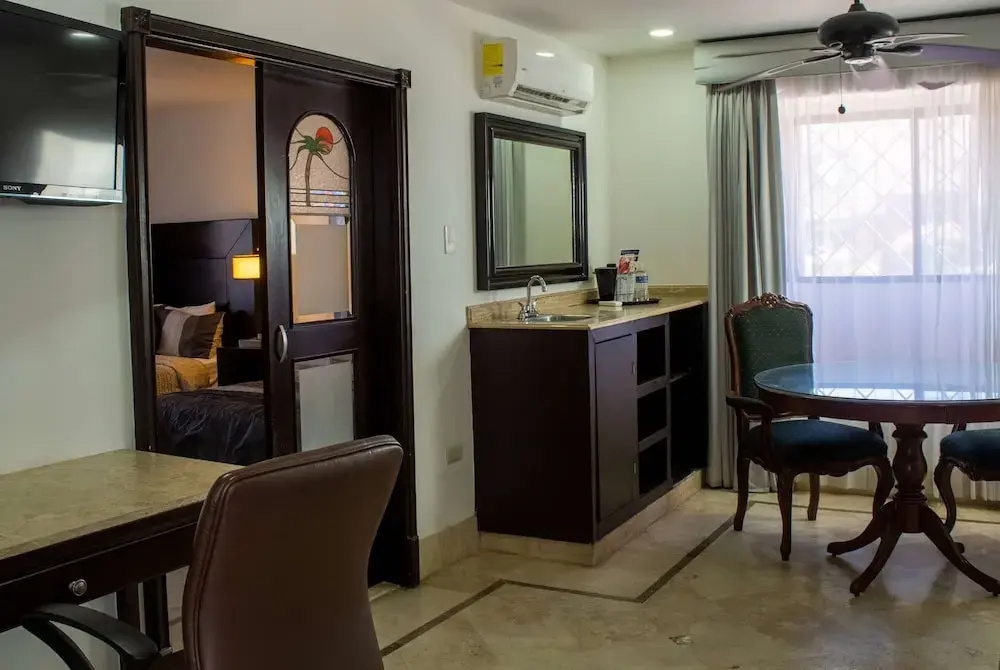 Quadruple Suite