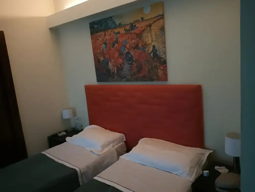 Classic Double room (full double bed)
