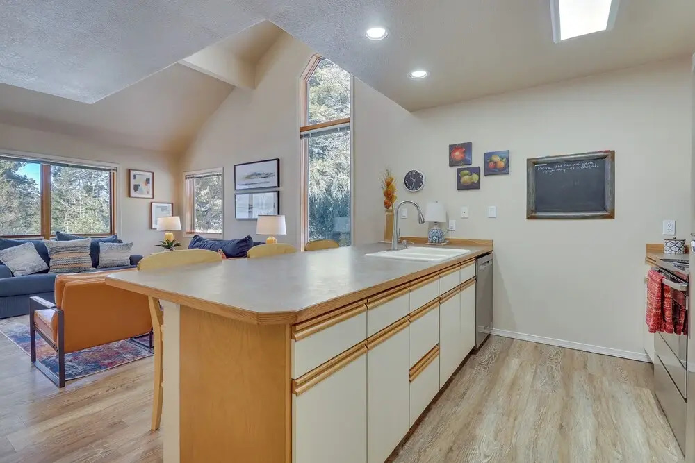 Cloudcroft Vacation Rental ~ 4 Mi to Skiing! - фото 2