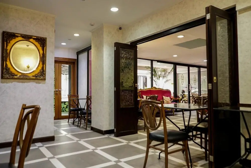 Hotel photo 12