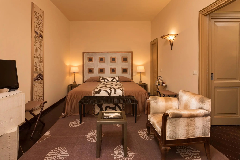 Superior Double room (full double bed)