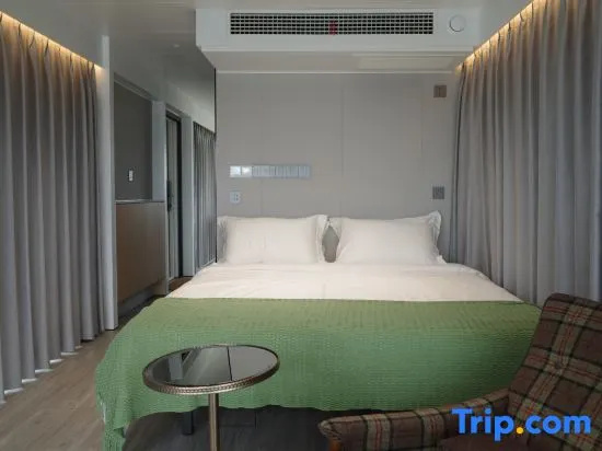 Luxury Capsule