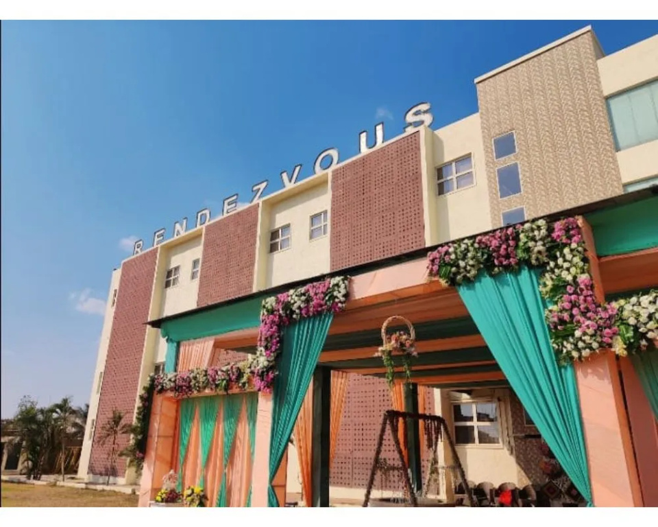 OYO 14068 Rendezvous Resorts